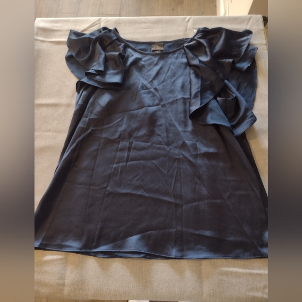 Navy sleeveless blouse
